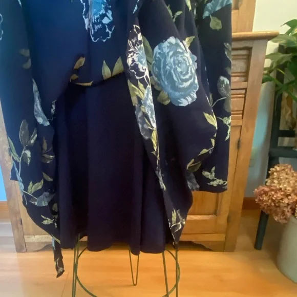 Maurices Floral Mini Dress - Blue and Green boho trumpet sleeves navy sage XL - Picture 4 of 16